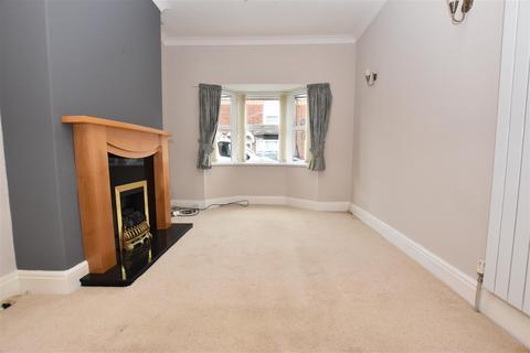 2 bedroom end of terrace house to rent, Buckingham Street, Hull