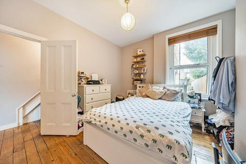 2 bedroom flat for sale, Inglethorpe Street, Fulham, London, SW6