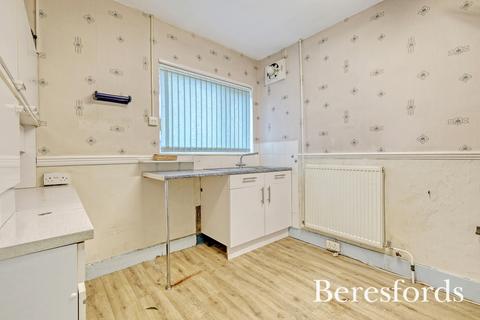 2 bedroom bungalow for sale, Ascot Gardens, Hornchurch, RM12