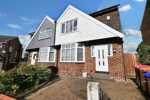 72 Burnside Avenue, Salford, M6 8WR