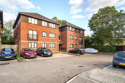 2 bedroom apartment for sale, Oakfields, Alexandra Avenue, Camberley, Surrey, GU15