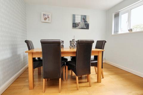 11 Pear Tree Dell, Letchworth Garden City, SG6 2SW