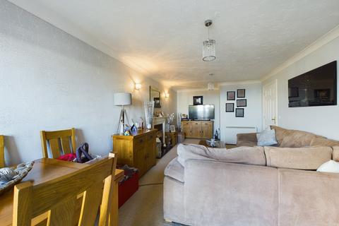 1 bedroom apartment for sale, Ensign Court, Westgate Road, Lytham St. Annes, FY8