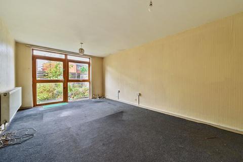 2 bedroom apartment for sale, Stoneycroft Close, London SE12