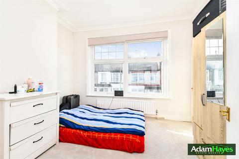 3 bedroom terraced house for sale, Grange Avenue, London N12