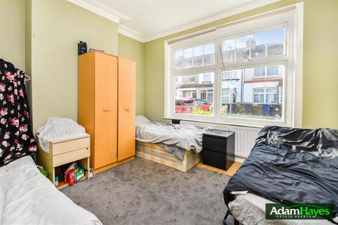 3 bedroom terraced house for sale, Grange Avenue, London N12