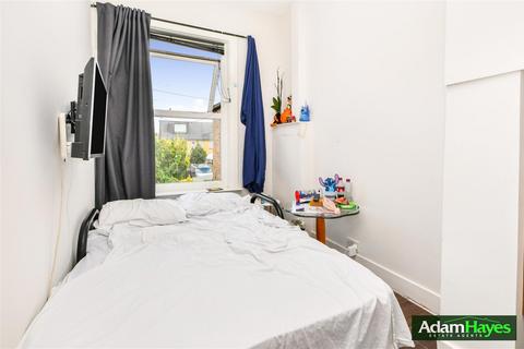 3 bedroom terraced house for sale, Grange Avenue, London N12