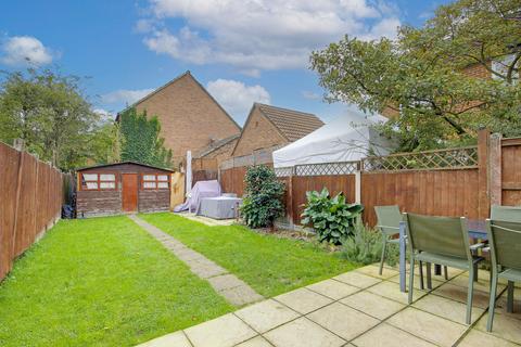 23 Remington Road, London, E6 5SW