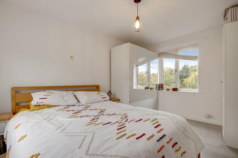 23 Remington Road, London, E6 5SW