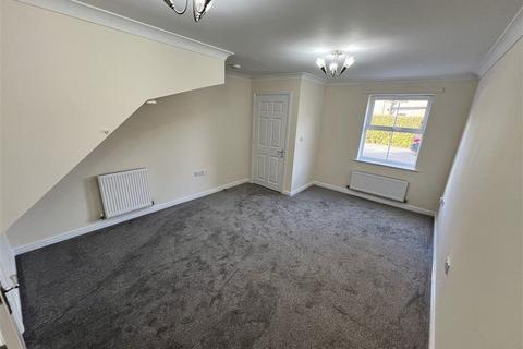 2 bedroom semi-detached house to rent, The Laurels, Barlby, YO8