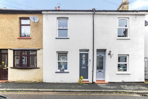 2 bedroom terraced house to rent, 11, Station Road, Meopham