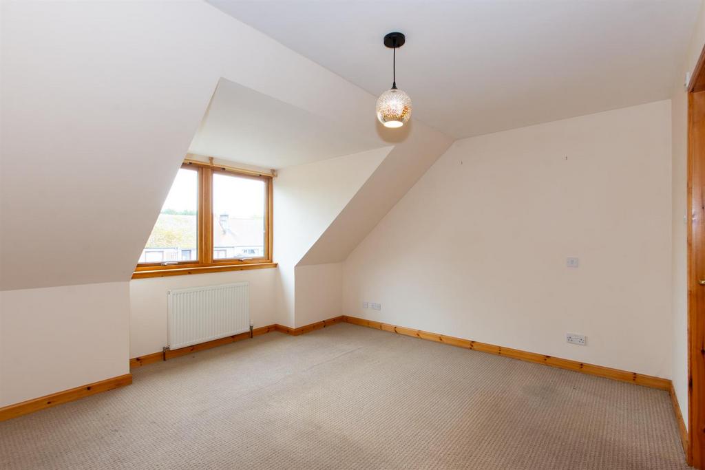 Principal bedroom