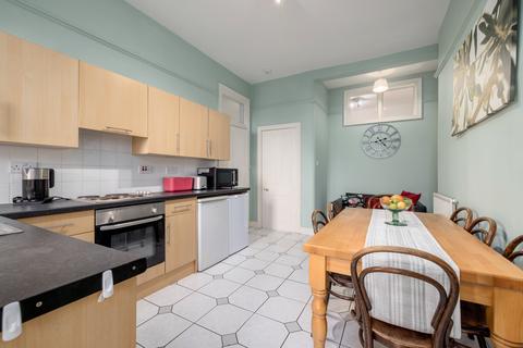 54 Ashley Terrace, Edinburgh, EH11 1RX