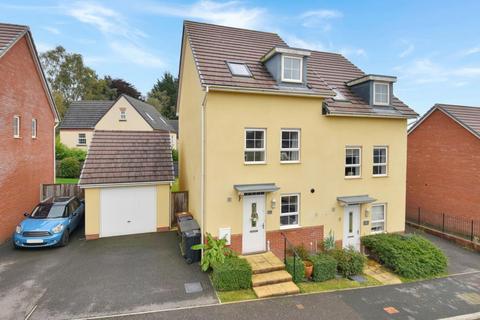 3 bedroom semi-detached house for sale, Greystone Walk, Cullompton