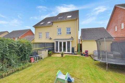 3 bedroom semi-detached house for sale, Greystone Walk, Cullompton