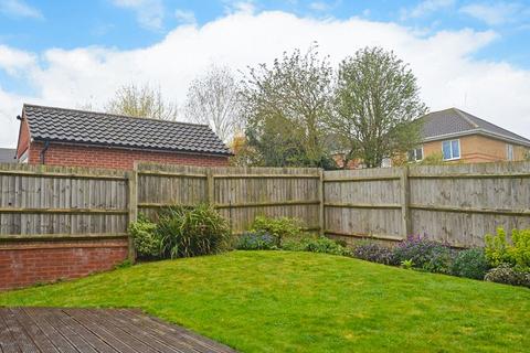 14 Baines Close, Silverstone, Towcester, NN12 8DG