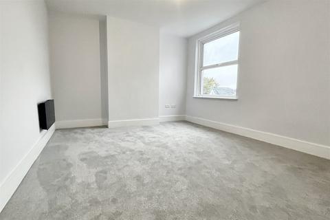 2 bedroom flat for sale, Southampton