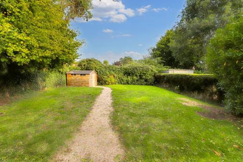 3 bedroom semi-detached house for sale, High Street, Walkern, Stevenage, Hertfordshire, SG2