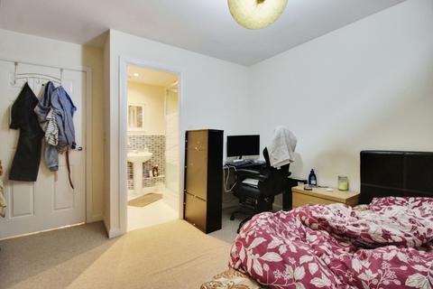 58 Brunel Crescent, Swindon, SN2 1FD