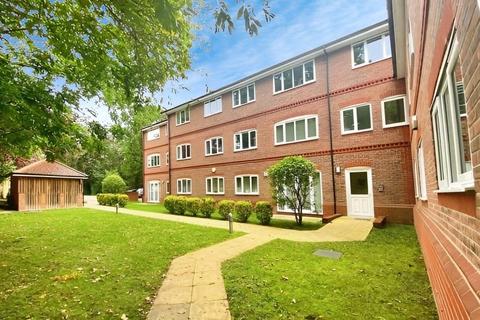 2 bedroom apartment for sale, Copper Beach Place, 130 Reading Road RG41