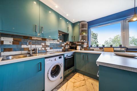 1 bedroom apartment for sale, Menlo Gardens, London