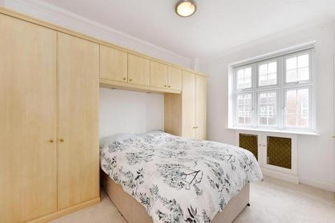 3 bedroom apartment to rent, Park Road, London NW1