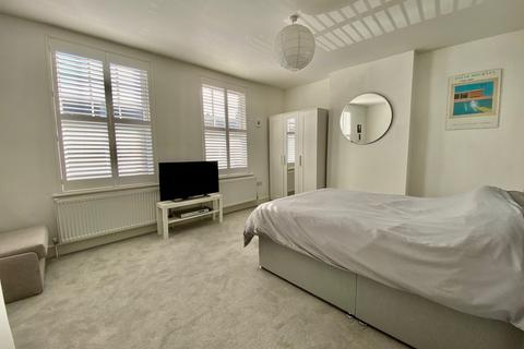 39 Albert Road, Bromley, BR2 9PT
