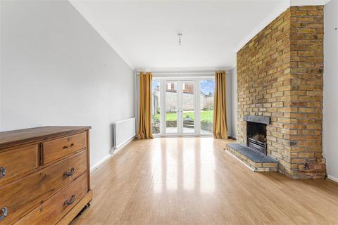 86 Brian Road, Harlington, Dunstable, LU5 6NH