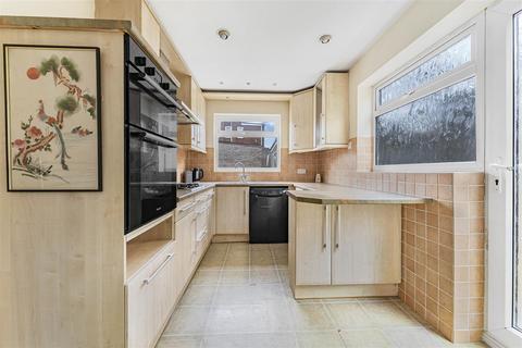 86 Brian Road, Harlington, Dunstable, LU5 6NH