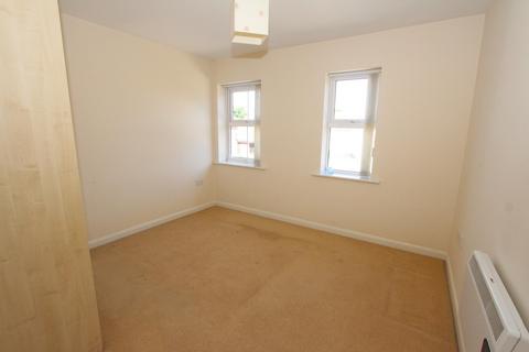 2 bedroom flat to rent, Loughland Close, Whetstone LE8