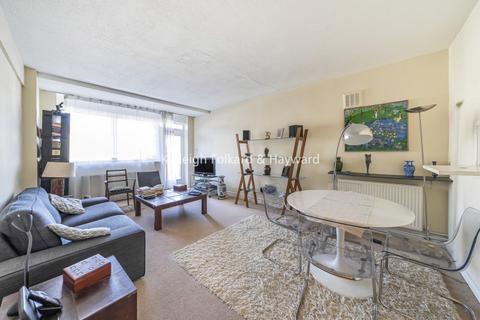 2 bedroom flat to rent, Haverstock Hill Belsize Park NW3