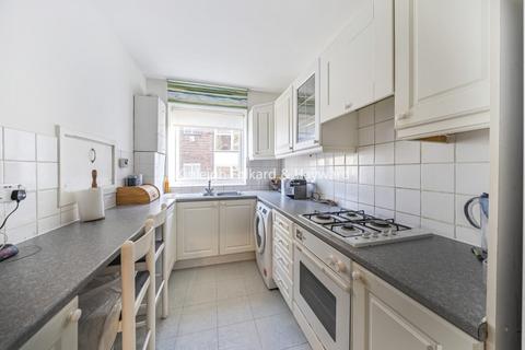 2 bedroom flat to rent, Haverstock Hill Belsize Park NW3