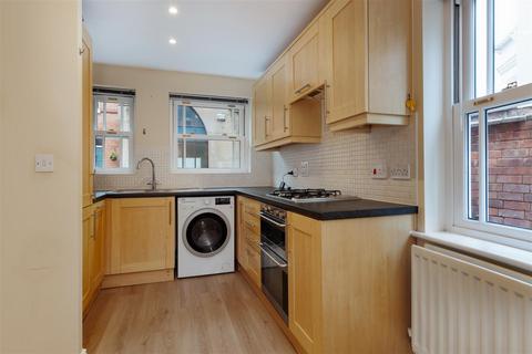 2 bedroom end of terrace house for sale, Beaconsfield Street West, Leamington Spa