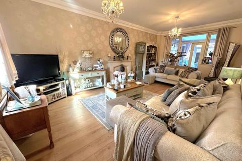 5 bedroom detached house for sale, Jack Pin Lane, Northampton NN5