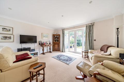 3 bedroom detached house for sale, Burnt Hill Way, Wrecclesham, Farnham, Surrey, GU10