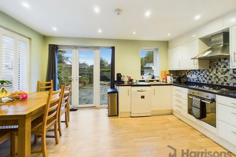 4 bedroom semi-detached house for sale, Hop Pickers Close, Selling, Faversham, Kent, ME13 9FH