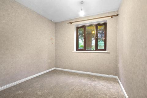 1 bedroom retirement property for sale, Churchgate, Cheshunt