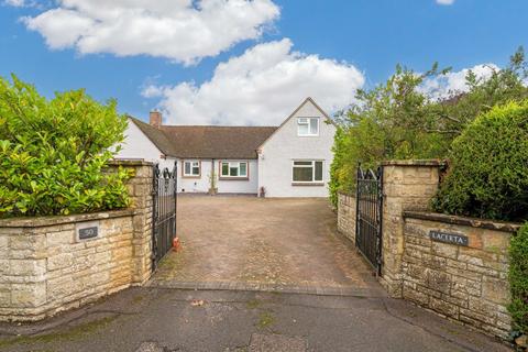 5 bedroom detached house for sale, Burford Road, Witney, OX28