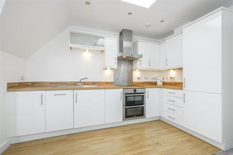 2 bedroom apartment for sale, Hercies Road, Uxbridge UB10