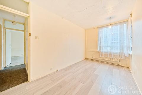 Flat 19, Trevelyan House John Ruskin Street, London, SE5 0SY