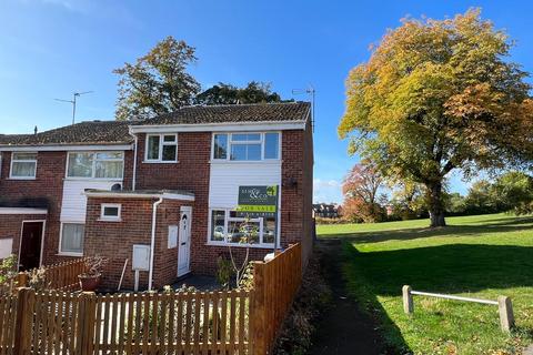 3 bedroom end of terrace house for sale, Hawkins Close, Rothwell, Kettering