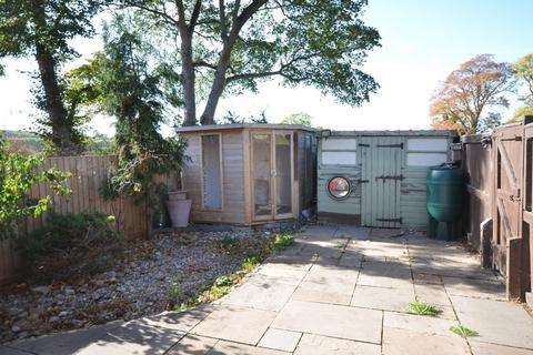 3 bedroom end of terrace house for sale, Hawkins Close, Rothwell, Kettering