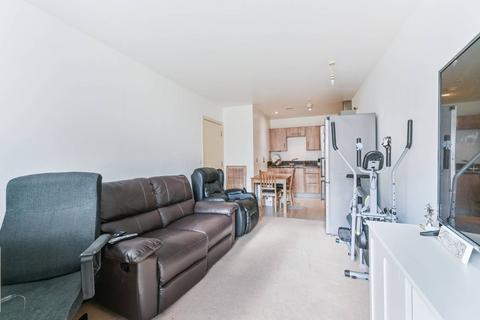 2 bedroom flat for sale, Whitestone Way, Purley Way, Croydon, CR0