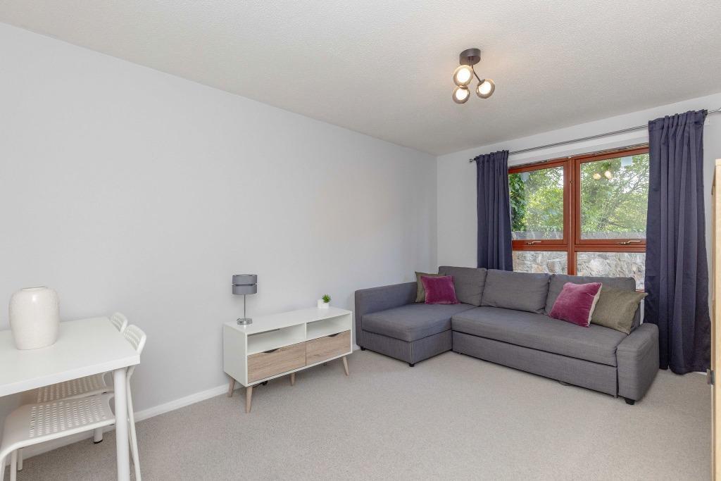 Harrismith Place, Leith, Edinburgh, EH7 2 bed flat to rent £1,200 pcm