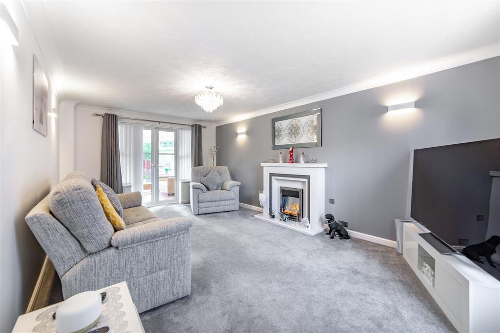 Butterburn Close, Haydon Grange, NE7 4 bed detached house for sale £