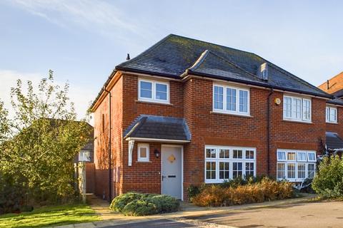 3 bedroom semi-detached house for sale, Pilot Close, Alton, Hampshire, GU34