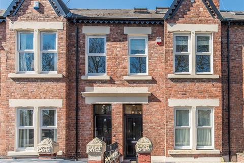 4 bedroom terraced house to rent, Heaton Grove, Heaton, Newcastle upon Tyne, Tyne and Wear