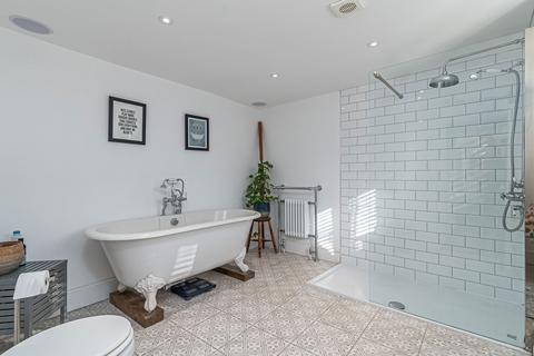 17 Chapel Road, Weldon, Corby, NN17 3HW