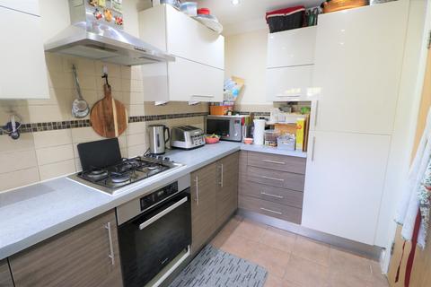 3 bedroom end of terrace house for sale, Rathore Close, Romford RM6