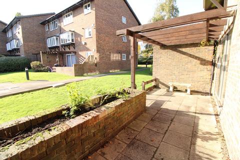 2 Stamford Drive, Bromley, BR2 0XF